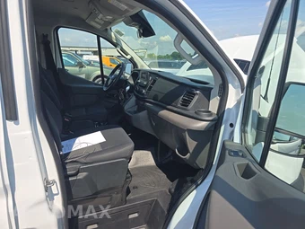 2025 Ford Transit 250 Cargo Van Low Roof 130.0" WB - miniatura 8