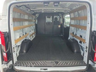 2025 Ford Transit 250 Cargo Van Low Roof 130.0" WB - miniatura 16