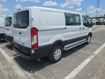 2025 Ford Transit 250 Cargo Van Low Roof 130.0" WB - miniatura 4