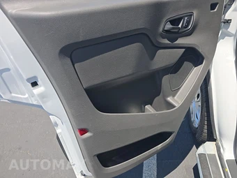 2025 Ford Transit 250 Cargo Van Low Roof 130.0" WB - miniatura 9