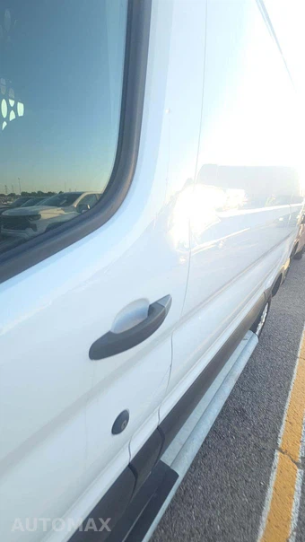 2025 Ford Transit 250 Cargo Van Low Roof 130.0" WB - miniatura 21