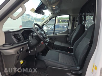 2025 Ford Transit 250 Cargo Van Low Roof 130.0" WB - miniatura 7