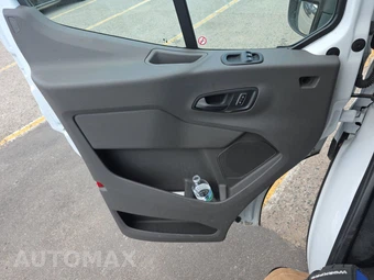 2025 Ford Transit 250 Cargo Van Low Roof 130.0" WB - miniatura 9