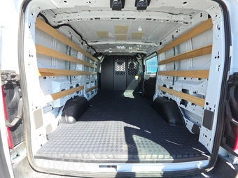 2025 Ford Transit 250 Cargo Van Low Roof 130.0" WB - miniatura 15