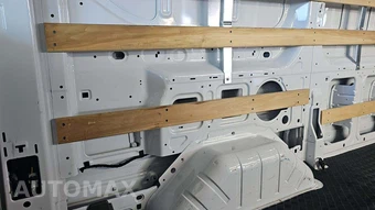 2025 Ford Transit 250 Cargo Van Low Roof 130.0" WB - miniatura 23