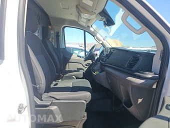 2025 Ford Transit 250 Cargo Van Low Roof 130.0" WB - miniatura 8