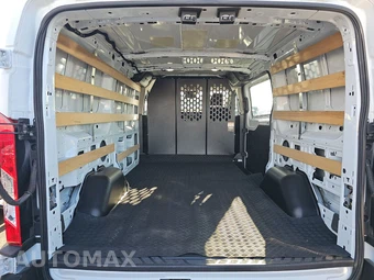 2025 Ford Transit 250 Cargo Van Low Roof 130.0" WB - miniatura 15