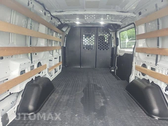 2025 Ford Transit 250 Cargo Van Low Roof 130.0" WB - miniatura 15