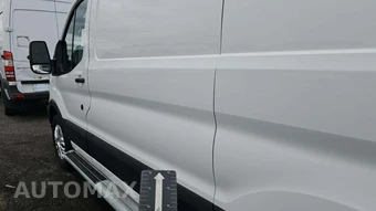 2025 Ford Transit 250 Cargo Van Low Roof 130.0" WB - miniatura 21