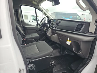 2025 Ford Transit 250 Cargo Van Low Roof 130.0" WB - miniatura 8
