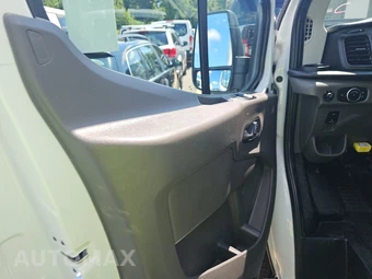2025 Ford Transit 250 Cargo Van Low Roof 130.0" WB - miniatura 9