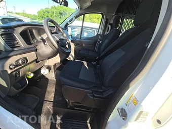 2025 Ford Transit 250 Cargo Van Low Roof 130.0" WB - miniatura 7