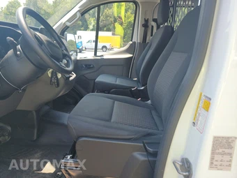 2025 Ford Transit 250 Cargo Van Low Roof 130.0" WB - miniatura 7