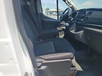 2025 Ford Transit 250 Cargo Van Low Roof 130.0" WB - miniatura 8