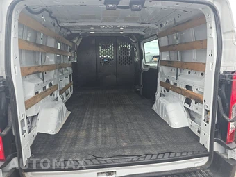 2025 Ford Transit 250 Cargo Van Low Roof 130.0" WB - miniatura 16