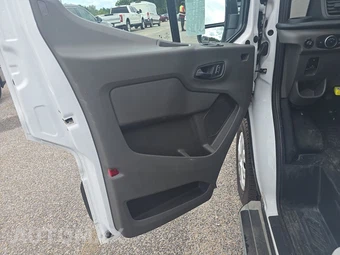 2025 Ford Transit 250 Cargo Van Low Roof 130.0" WB - miniatura 9