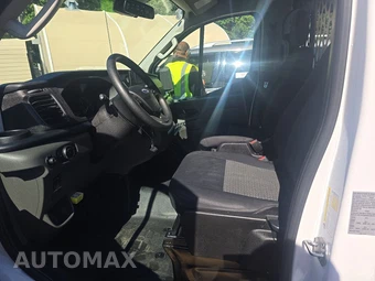 2025 Ford Transit 250 Cargo Van Low Roof 130.0" WB - miniatura 7