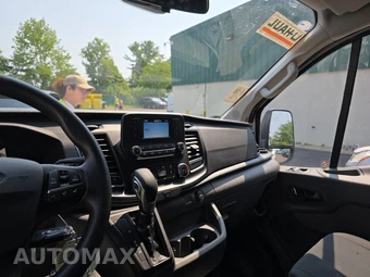 2025 Ford Transit 250 Cargo Van Low Roof 130.0" WB - miniatura 11