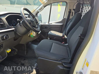 2025 Ford Transit 250 Cargo Van Low Roof 130.0" WB - miniatura 7