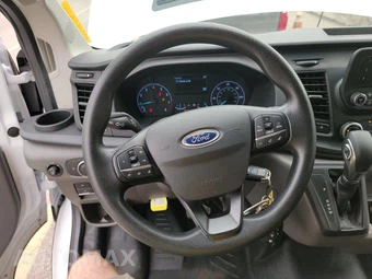 2025 Ford Transit 250 Cargo Van Low Roof 130.0" WB - miniatura 10