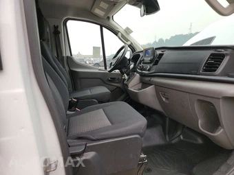 2025 Ford Transit 250 Cargo Van Low Roof 130.0" WB - miniatura 8