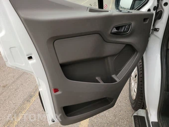 2025 Ford Transit 250 Cargo Van Low Roof 130.0" WB - miniatura 9