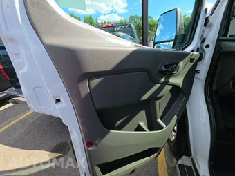 2025 Ford Transit 250 Cargo Van Low Roof 130.0" WB - miniatura 9