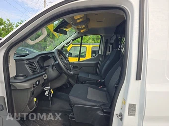 2025 Ford Transit 250 Cargo Van Low Roof 130.0" WB - miniatura 7