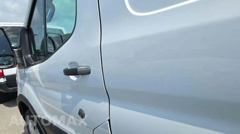 2025 Ford Transit 250 Cargo Van Low Roof 130.0" WB - miniatura 22