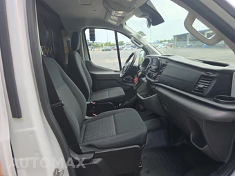 2025 Ford Transit 250 Cargo Van Low Roof 130.0" WB - miniatura 8
