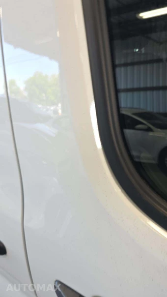 2025 Ford Transit 250 Cargo Van Low Roof 130.0" WB - miniatura 24