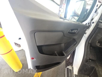 2025 Ford Transit 250 Cargo Van Low Roof 130.0" WB - miniatura 9