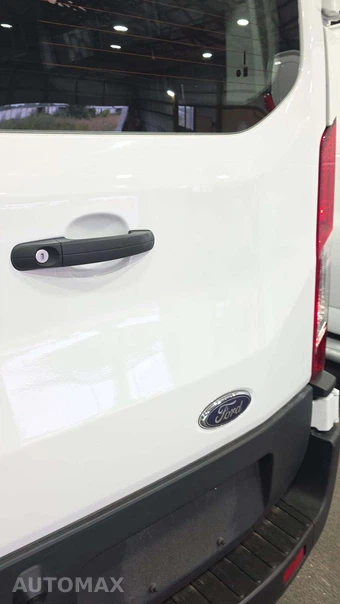 2025 Ford Transit 250 Cargo Van Low Roof 130.0" WB - miniatura 17