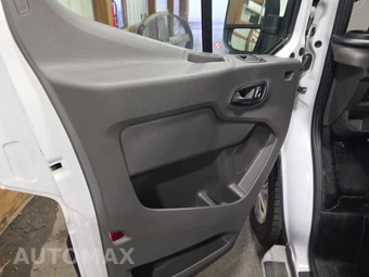 2025 Ford Transit 250 Cargo Van Low Roof 130.0" WB - miniatura 9