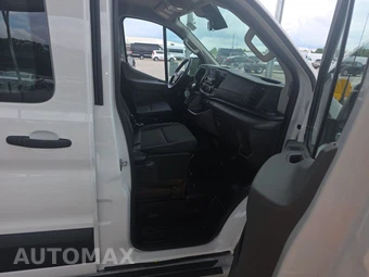 2025 Ford Transit 250 Cargo Van Low Roof 130.0" WB - miniatura 8