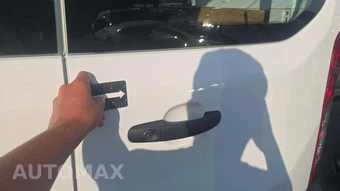 2025 Ford Transit 250 Cargo Van Low Roof 130.0" WB - miniatura 24