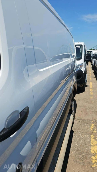 2025 Ford Transit 250 Cargo Van Low Roof 130.0" WB - miniatura 22
