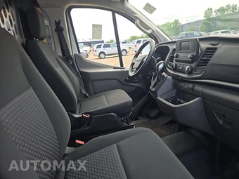 2025 Ford Transit 250 Cargo Van Low Roof 130.0" WB - miniatura 8