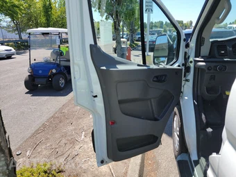 2025 Ford Transit 250 Cargo Van Low Roof 130.0" WB - miniatura 9