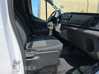 2025 Ford Transit 250 Cargo Van Low Roof 130.0" WB - miniatura 8