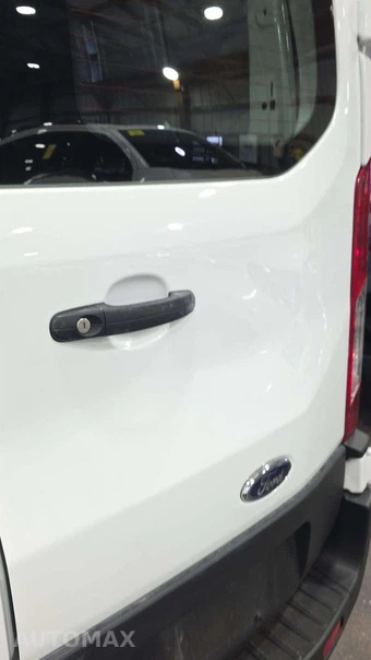 2025 Ford Transit 250 Cargo Van Low Roof 130.0" WB - miniatura 21