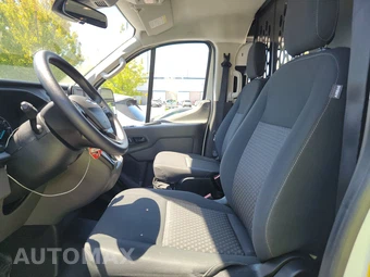 2025 Ford Transit 250 Cargo Van Low Roof 130.0" WB - miniatura 7