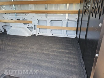 2025 Ford Transit 250 Cargo Van Low Roof 130.0" WB - miniatura 13