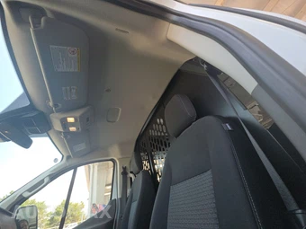 2025 Ford Transit 250 Cargo Van Low Roof 130.0" WB - miniatura 16