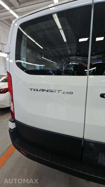 2025 Ford Transit 250 Cargo Van Low Roof 130.0" WB - miniatura 23