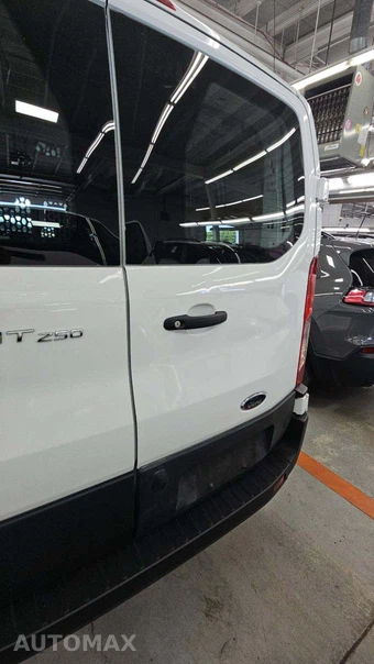 2025 Ford Transit 250 Cargo Van Low Roof 130.0" WB - miniatura 27