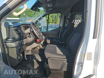 2025 Ford Transit 250 Cargo Van Low Roof 130.0" WB - miniatura 7