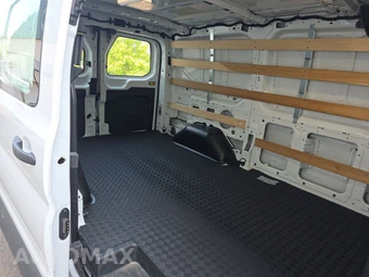 2025 Ford Transit 250 Cargo Van Low Roof 130.0" WB - miniatura 13
