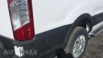 2025 Ford Transit 250 Cargo Van Low Roof 130.0" WB - miniatura 21