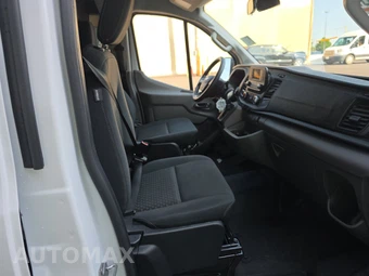 2025 Ford Transit 250 Cargo Van Low Roof 130.0" WB - miniatura 8